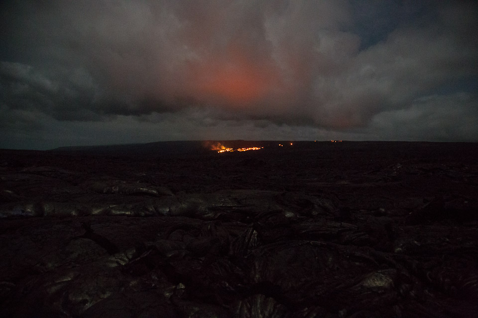 3L9A0591.jpg Coulee de lave de nuit - Copyright : See Otherwise 2012 - 2024
