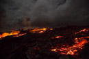 Coulee de lave de nuit - Copyright : See Otherwise 2012 - 2023