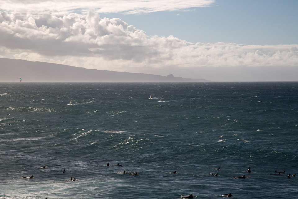 3L9A8712.jpg Mer et surfeurs - Copyright : See Otherwise 2012 - 2026