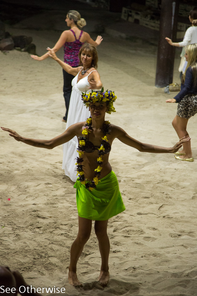 Tiki Village Theatre - 3L9A8701.jpg Tiki Village Theatre - Moorea - Copyright : See Otherwise 2012 - 2025